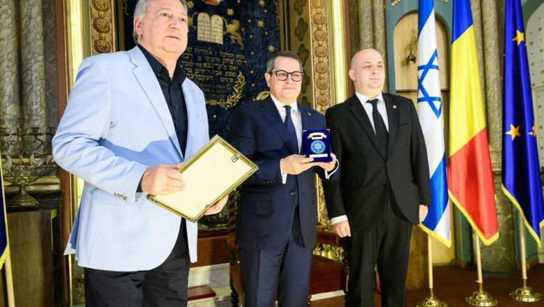 Directorul SRI, Eduard Hellvig, a primit medalia "Prieten al Comunitatilor Evreiesti din Romania" Imagine