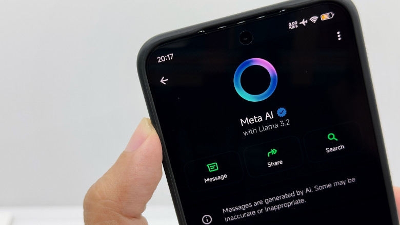Discutiile cu chatbot-ul AI al Meta sunt publice pentru utilizatorii aplicatiei: detalii intime si informatii sensibile pot fi accesate Imagine