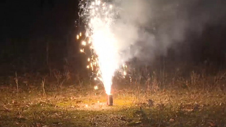 Distractia cu petarde se poate transforma intr-o mare paguba pentru soferi. Care este cel mai periculos loc unde ne putem lasa masina Imagine