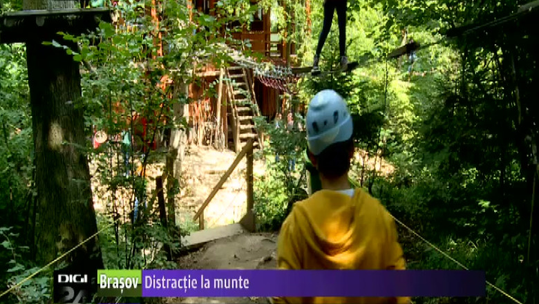 Distractie la munte: plimbari cu ATV-ul sau drumetii montane, pentru turisti Imagine