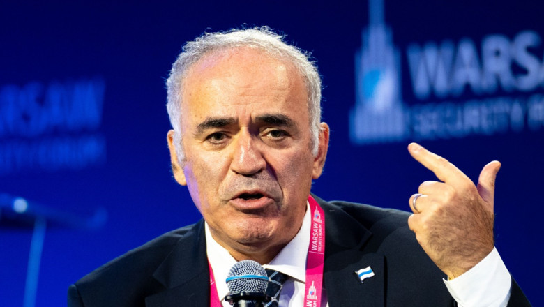 Dizidentul rus Gari Kasparov: Vad clar semnele putinizarii Americii. Nici in cele mai negre cosmaruri nu mi-as fi imaginat Imagine