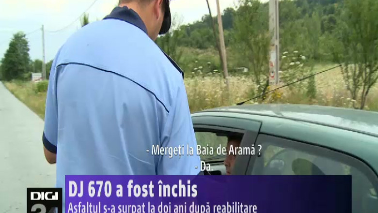 DJ 670 din Mehedinti a fost inchis. Asfaltul s-a surpat la doi ani dupa reabilitare Imagine