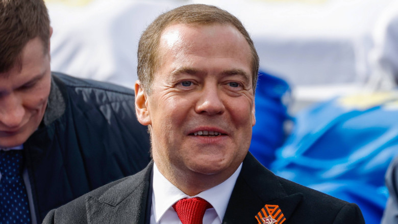Dmitri Medvedev ii raspunde „imbecilului” ministru belgian al Apararii: „Poseidon poate fi considerata o adevarata arma apocaliptica” Imagine