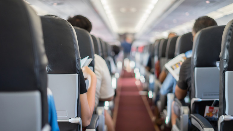 Doar o parte din cei peste 2.000 de pasageri care au avut zboruri anulate TAROM vor putea fi despagubiti direct. Explicatiile ANPC Imagine