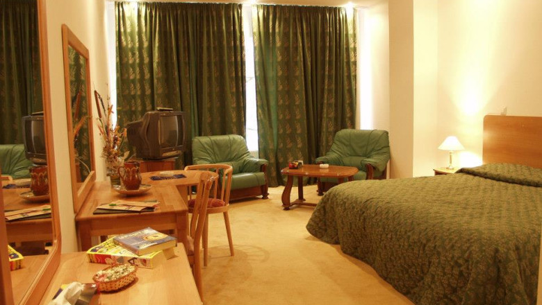 Doar sapte hoteluri de 5 stele pe litoralul romanesc Imagine