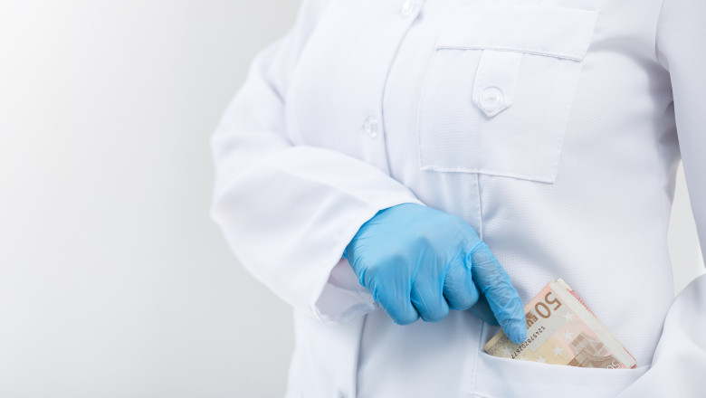 Doctorita de la Spitalul Filantropia Craiova, sub control judiciar pentru mita. Ar fi luat 800 de lei si 100 de lire pentru o cezariana Imagine