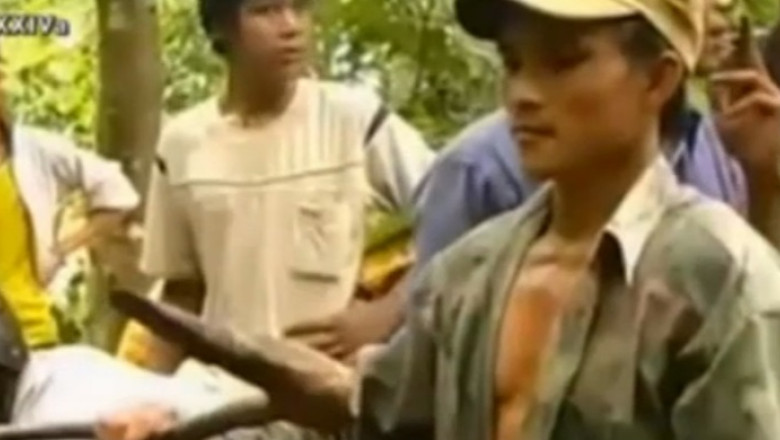 Doi barbati au trait in jungla timp de 40 de ani Imagine