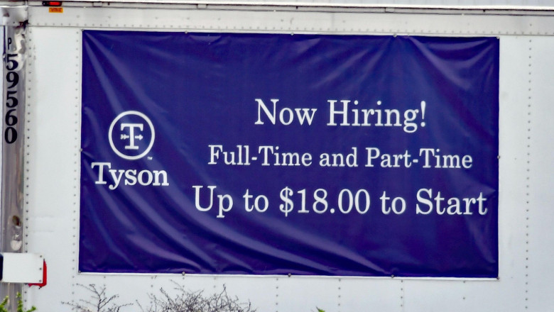 Doi mari producatori de carne din SUA, investigati pentru a afla daca folosesc copii migranti la curatarea abatoarelor Imagine