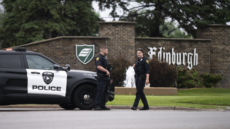 Doi membri democrati ai Congresului american, impuscati in casele lor. „Este violenta politica tintita.” Suspectul a fost identificat Imagine