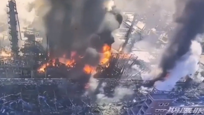 Doi morti si 12 oameni disparuti, dupa o explozie puternica, la o uzina chimica din China Imagine