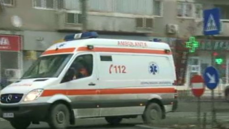 Doi muncitori de la IMGB au fost raniti in timp ce montau o schela. Unul dintre ei este in coma Imagine