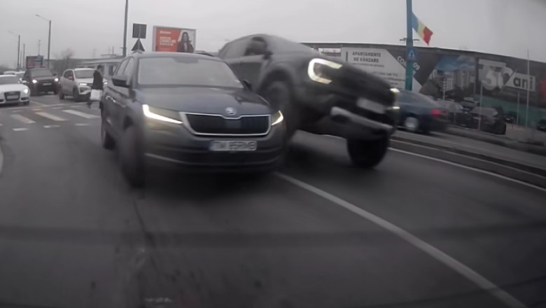 Doi soferi din Timisoara, amendati si lasati fara permis de conducere, dupa o sicanare in trafic Imagine