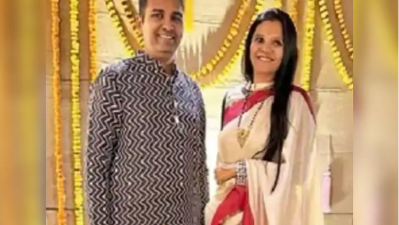 Doi soti din India au renuntat la toata averea de 24 de milioane $ ca sa se poata calugari si de-acum vor trai doar din mila altora Imagine