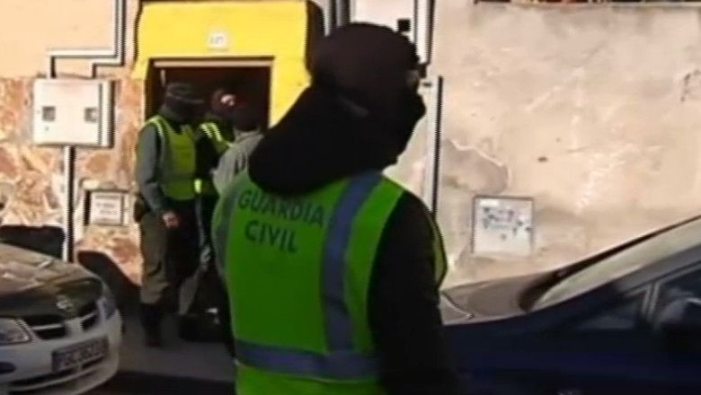 Doi suspecti de terorism, arestati in Spania Imagine