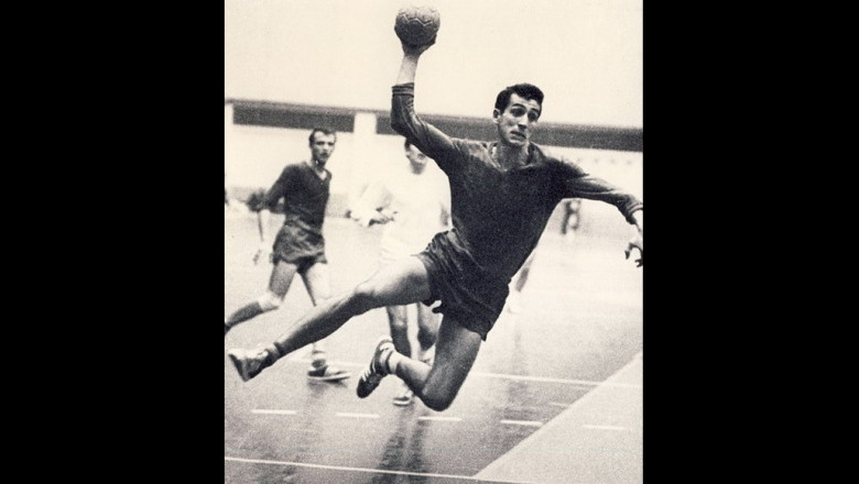 Doliu in handbalul romanesc: A murit Valentin Samungi, fost component al formatiei care a castigat titlul mondial in 1970 Imagine