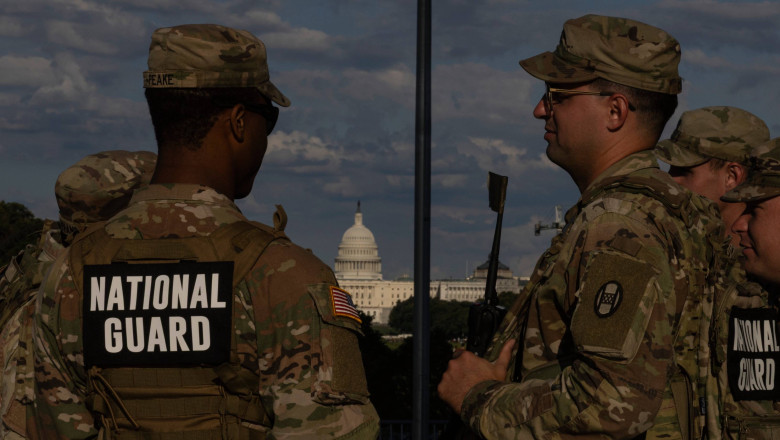 Donald Trump a aprobat desfasurarea Garzii Nationale in Chicago: „Sa protejeze agentii si bunurile federale" Imagine