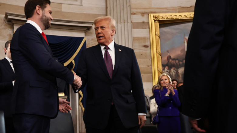 Donald Trump a depus juramantul. „Incepe Epoca de aur a Americii”. Presedintele a anuntat „urgenta nationala” la frontiera de sud Imagine