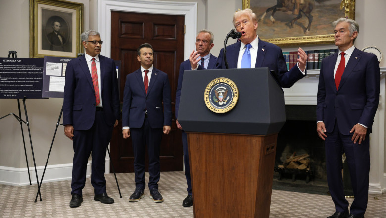 Donald Trump anunta o legatura intre paracetamol si autism, desi presedintele american nu prezinta dovezi Imagine