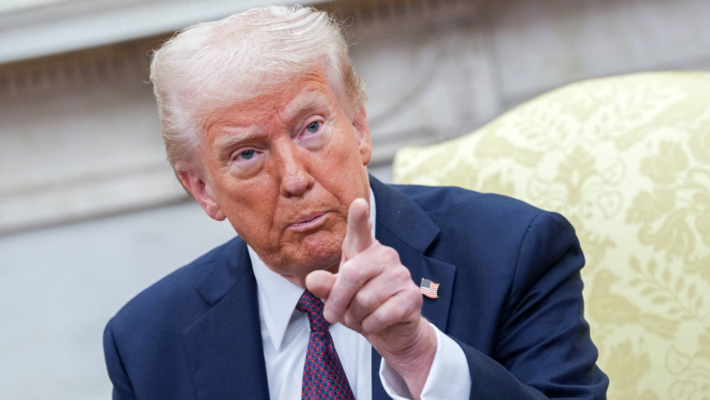 Donald Trump pare sa nu-si mai aminteasca faptul ca l-a numit pe Zelenski „dictator”: „Am spus asta? Nu pot sa cred ca as spune asta” Imagine