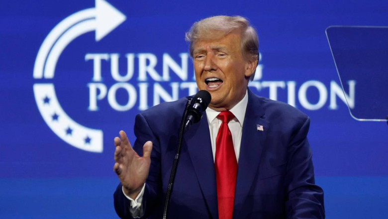 Donald Trump si-a pacalit sustinatorii, de 1 aprilie, cu mesaje pe telefon si e-mail si le-a cerut din nou bani Imagine
