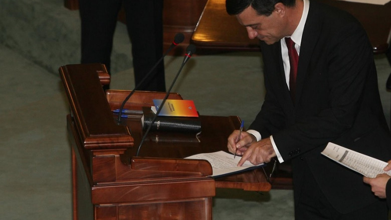 Dosar de evaziune de 50 de milioane de euro. Senatorul PSD Niculae Badalau a fost la DNA: Numele meu apare in interceptari Imagine