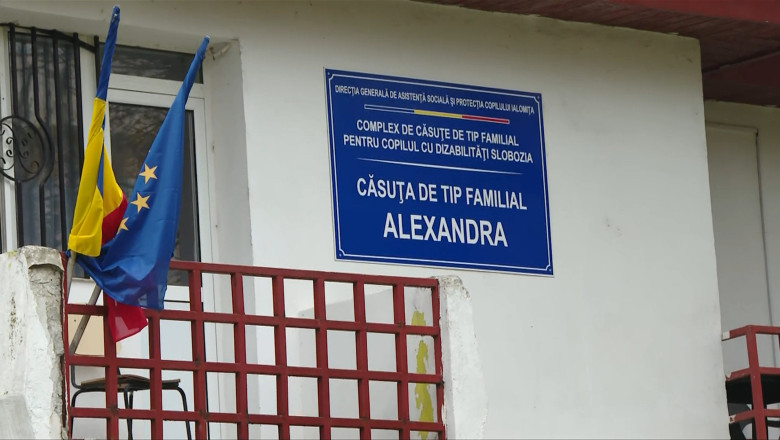 Dosare penale pentru rele tratamente si delapidare la centrul social din Slobozia: copii legati cu sfoara si hraniti insuficient Imagine