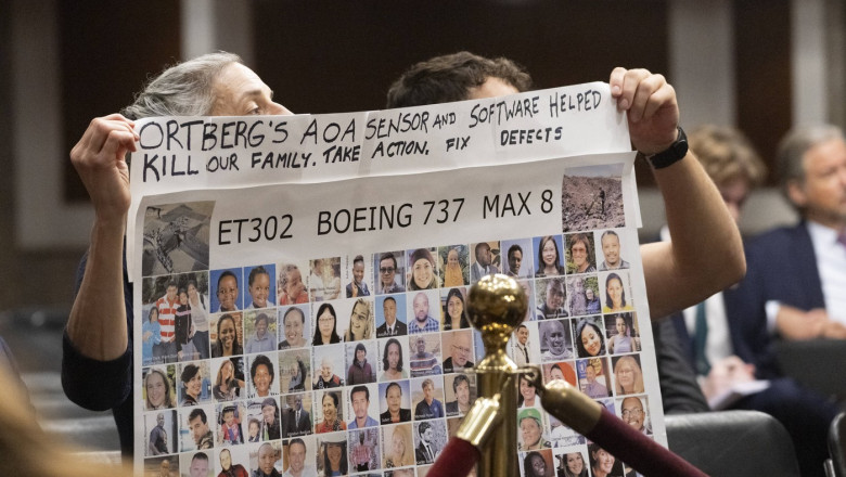 Dosarul Boeing 737 MAX: familiile victimelor din cele doua dezastre aviatice se opun acordului care scapa compania de urmarirea penala Imagine