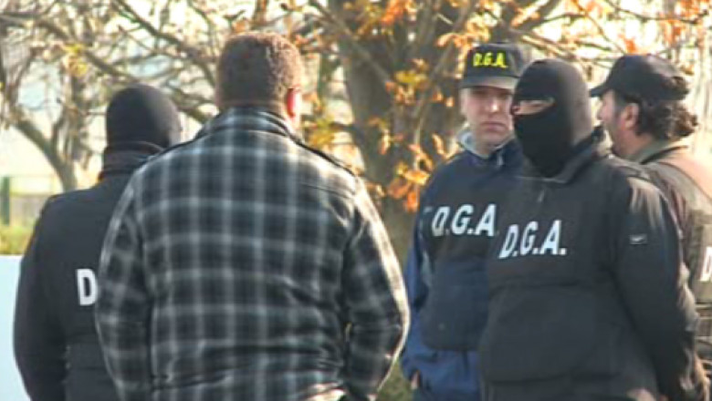 Dosarul de mita de la Albita. 17 vamesi au fost arestati preventiv Imagine