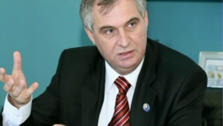 DOSARUL MICROSOFT. Aviz pozitiv in comisia juridica a Parlamentului pentru urmarirea penala a lui Valerian Vreme Imagine