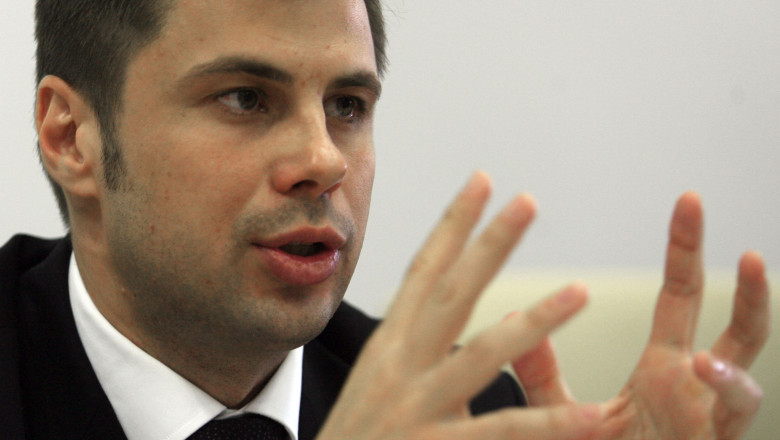 Dosarul Posta Romana: Maricel Pacuraru si Mihai Toader, condamnati la inchisoare cu executare Imagine