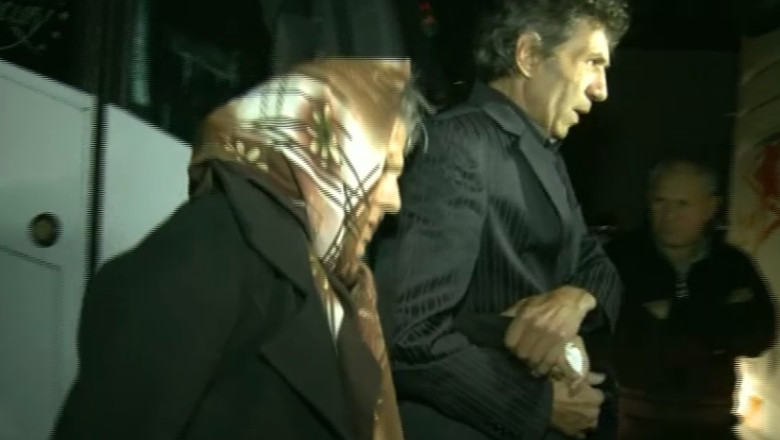 Dosarul referendumului. Batrani si bolnavi, adusi la audieri cu politia si cu ambulanta Imagine