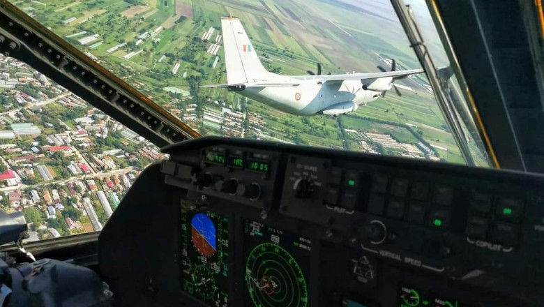 Doua avioane militare Spartan ajuta la stingerea unui incendiu de padure din Mehedinti Imagine