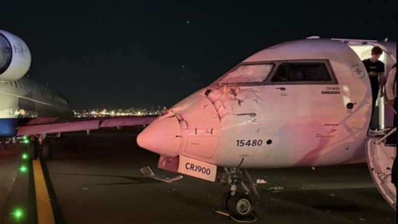Doua avioane s-au ciocnit pe aeroportul LaGuardia din New York, in timp ce unul ateriza, iar celalalt se pregatea de decolare Imagine