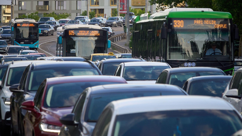 Doua din cinci masini verificate de RAR in trafic anul trecut au avut deficiente tehnice majore. Problemele intalnite cel mai des Imagine