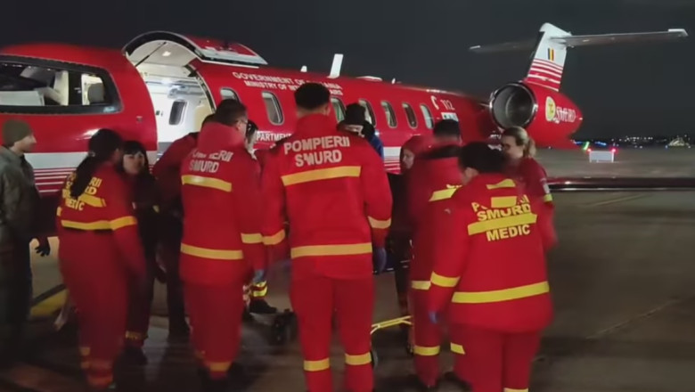 Doua fetite cu arsuri din cauza unei explozii intr-o localitate din judetul Botosani au fost transportate cu un avion SMURD in Capitala Imagine