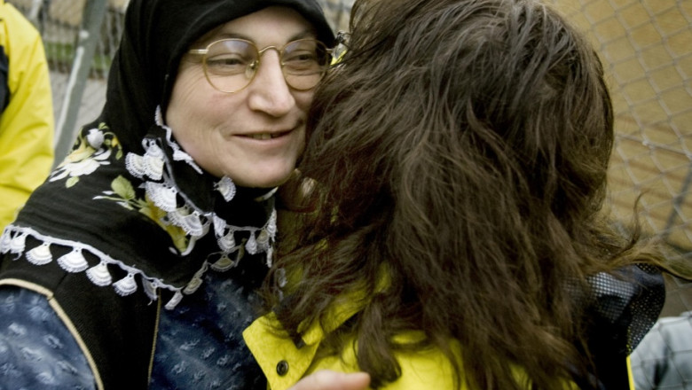 Doua romance au fost arestate in Valencia dupa ce au jefuit mai multe persoane printr-o noua metoda Imagine