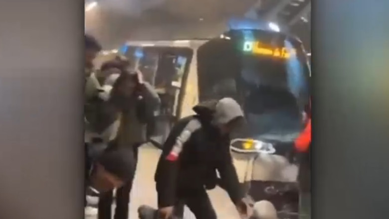 Doua tramvaie s-au ciocnit violent in Strasbourg. Sunt zeci de raniti: 5 persoane, duse la spital in stare grava Imagine