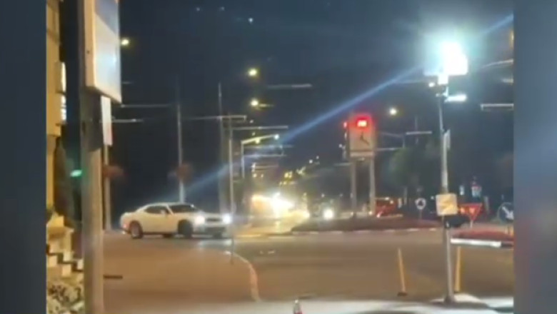 Drifturi in fata sediului Politiei din Targu Jiu. Ce sanctiuni va primi tanarul care este cautat acum de oamenii legii Imagine