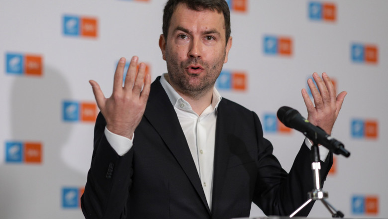 Drula, despre comasarea alegerilor: „Este o crima impotriva democratiei”. Orban: „Vom ataca la CCR” Imagine