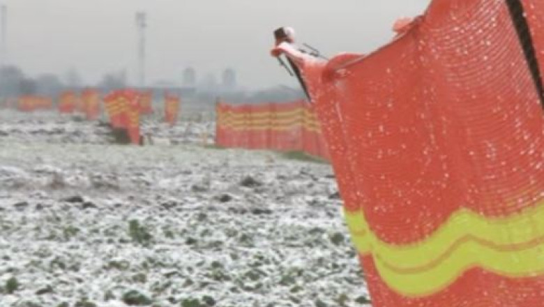 Drum inzapezit cu tot cu parazapezi Imagine