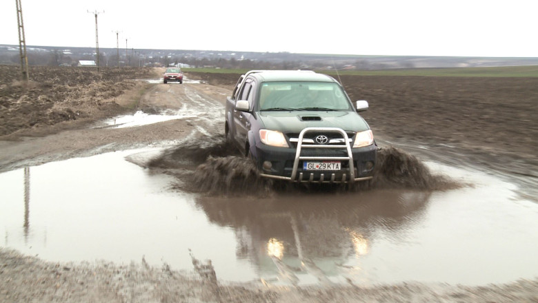 Drum prost, celebru pe internet Imagine