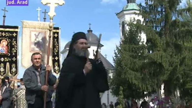 Drumul Crucii la Manastirea Hodos-Bodrog de langa Arad Imagine