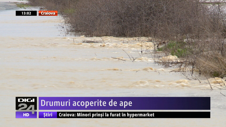 Drumuri acoperite de ape Imagine