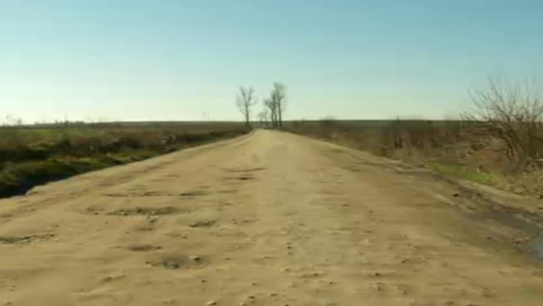 Drumuri judetene de pamant in Teleorman. S-a facut licitatie pentru asfaltare, dar Consiliul Judetean nu are bani in buget Imagine