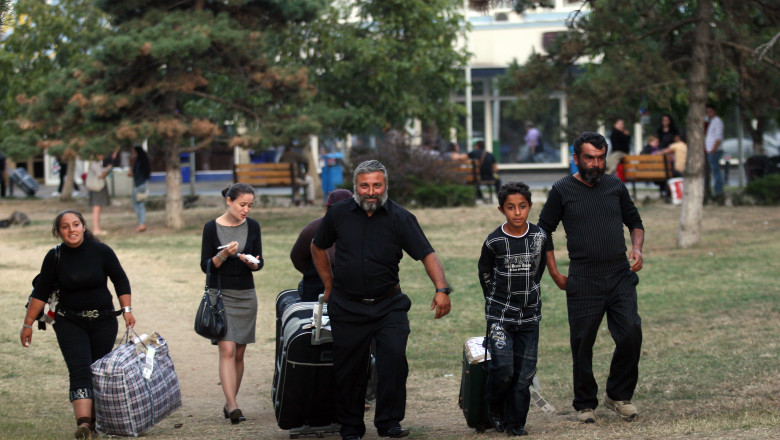 Dublin. O fetita blonda a fost luata de politie de la o familie de romi originari din Romania Imagine