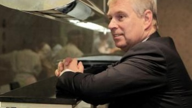 Ducele de York, fiul reginei Marii Britanii, tratat ca un intrus la Buckingham Imagine