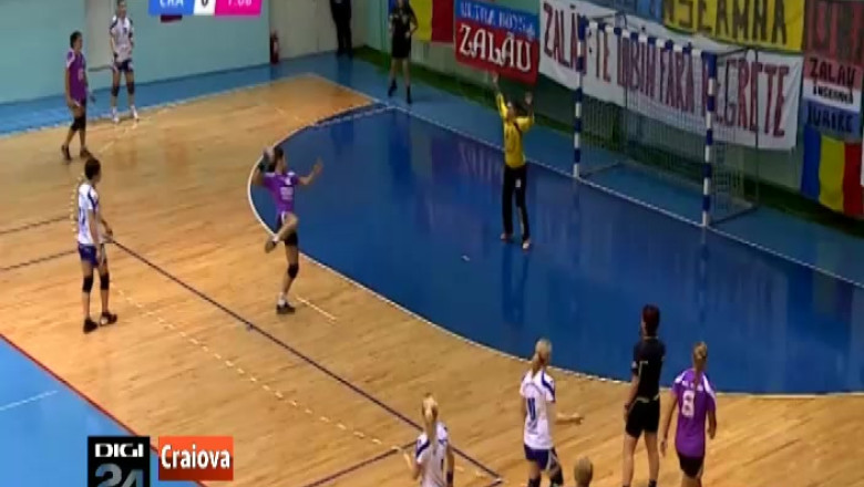 Duel cu fostul antrenor pentru handbalistele de la SCM Imagine