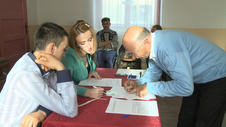 Duminica votului, in nord-vest - o radiografie a zilei in care romanii si-au ales presedintele Imagine