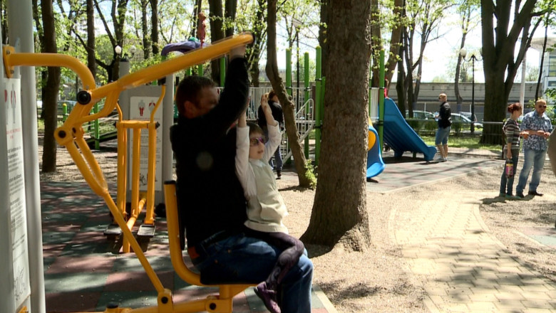 Dupa masa imbelsugata de Paste, iesenii au iesit la...fitness in aer liber Imagine