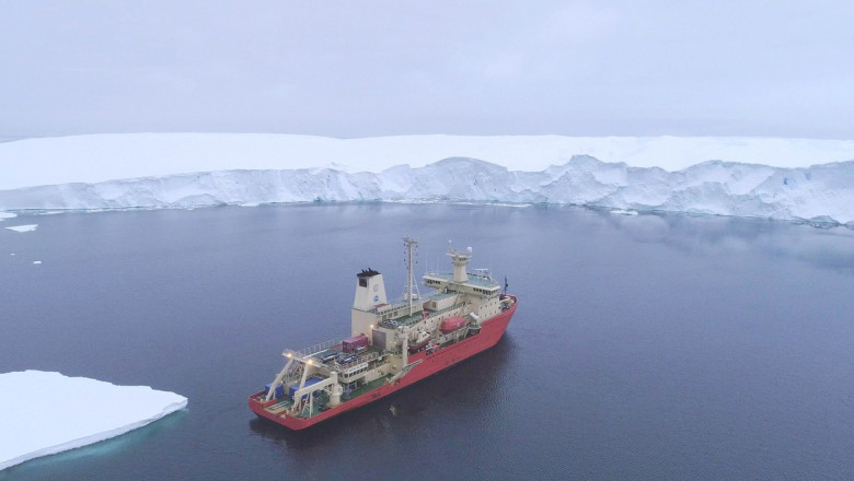 Dupa o topire record, banchiza din Antarctica se reface foarte greu. Suprafata lipsa este de cinci ori cat Franta Imagine